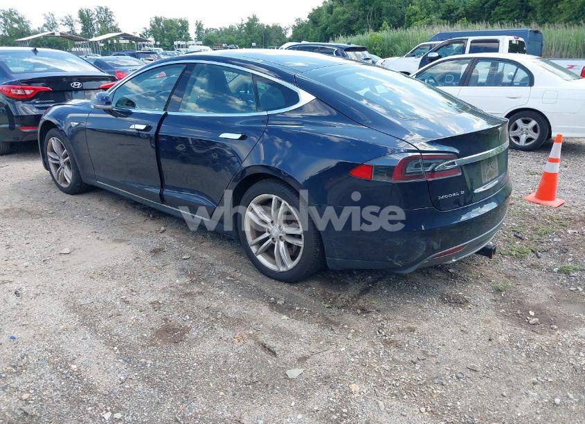 Photo 3 of 2013 Tesla Model S (VIN 5YJSA1CN0DFP21851)