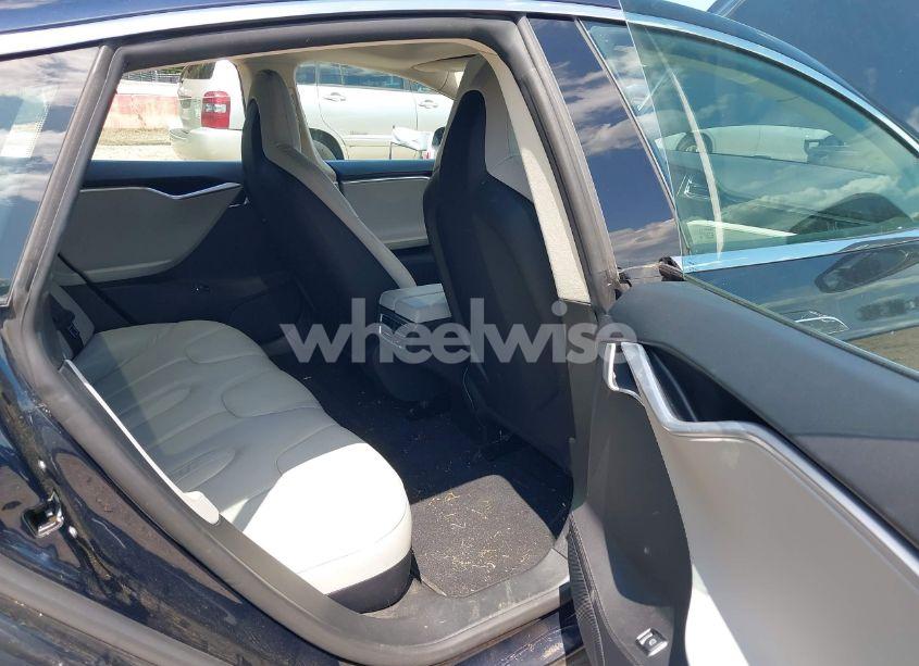 Photo 8 of 2013 Tesla Model S (VIN 5YJSA1CN0DFP21851)