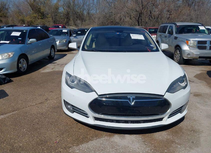Photo 12 of 2013 Tesla Model S (VIN 5YJSA1CN2DFP28624)