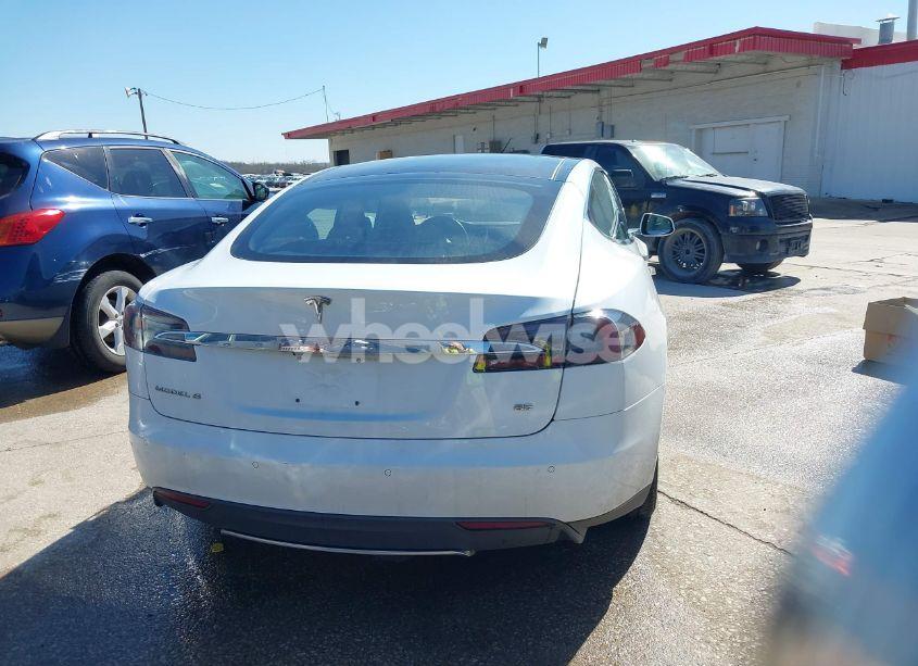 Photo 16 of 2013 Tesla Model S (VIN 5YJSA1CN2DFP28624)