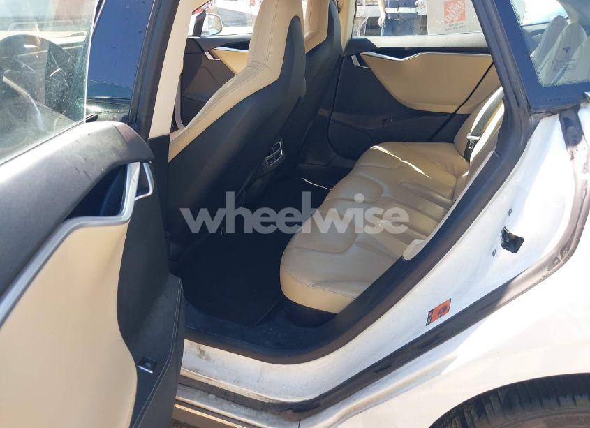 Photo 8 of 2013 Tesla Model S (VIN 5YJSA1CN2DFP28624)