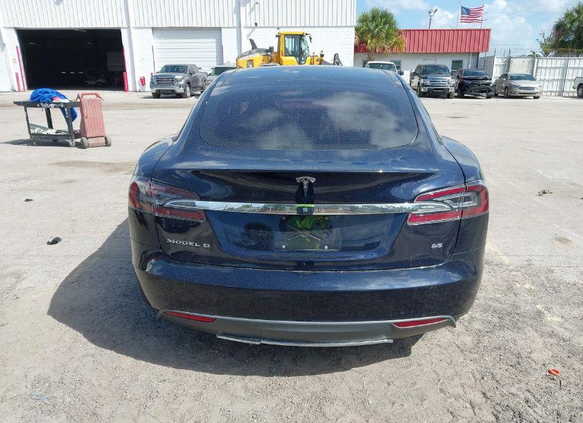 Photo 16 of 2013 Tesla Model S (VIN 5YJSA1CN5DFP13308)