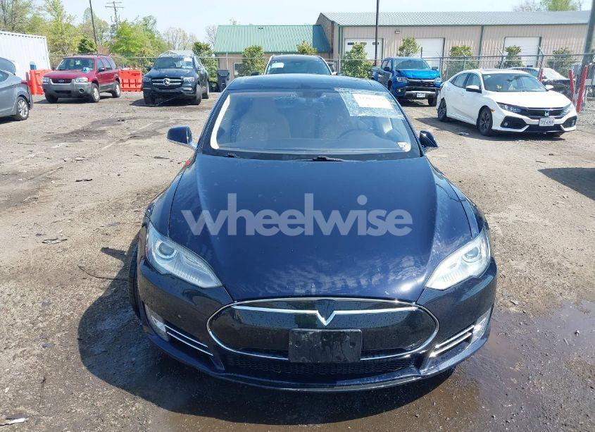 Photo 13 of 2013 Tesla Model S (VIN 5YJSA1CN5DFP20579)