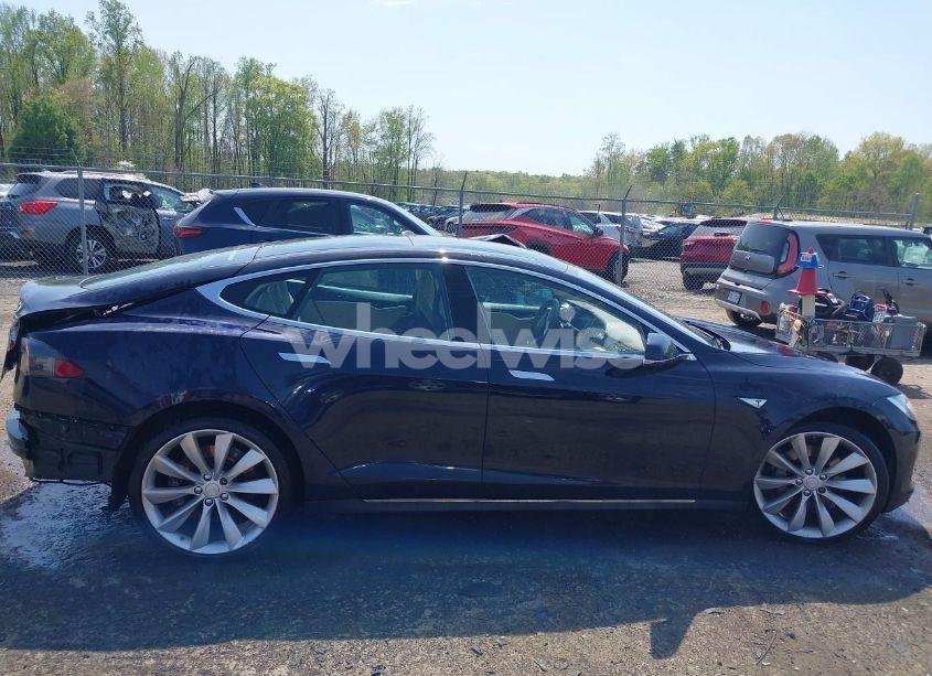 Photo 14 of 2013 Tesla Model S (VIN 5YJSA1CN5DFP20579)