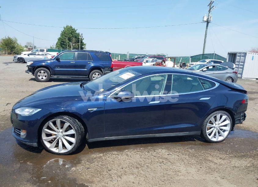 Photo 15 of 2013 Tesla Model S (VIN 5YJSA1CN5DFP20579)
