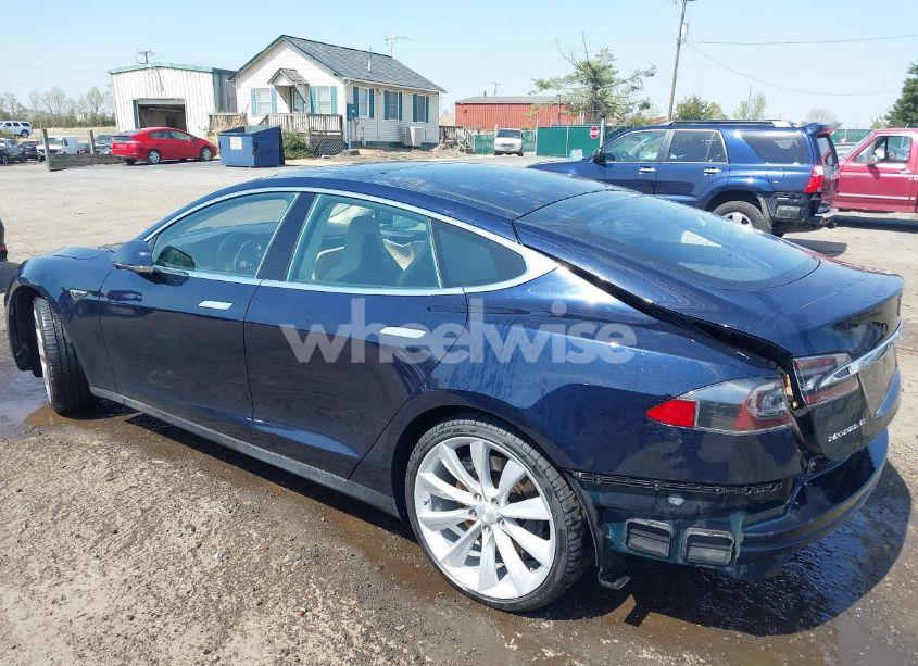 Photo 3 of 2013 Tesla Model S (VIN 5YJSA1CN5DFP20579)