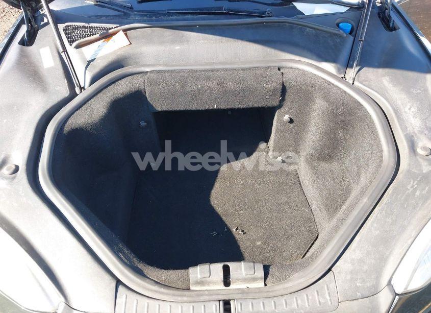 Photo 10 of 2013 Tesla Model S (VIN 5YJSA1CN7DFP26335)