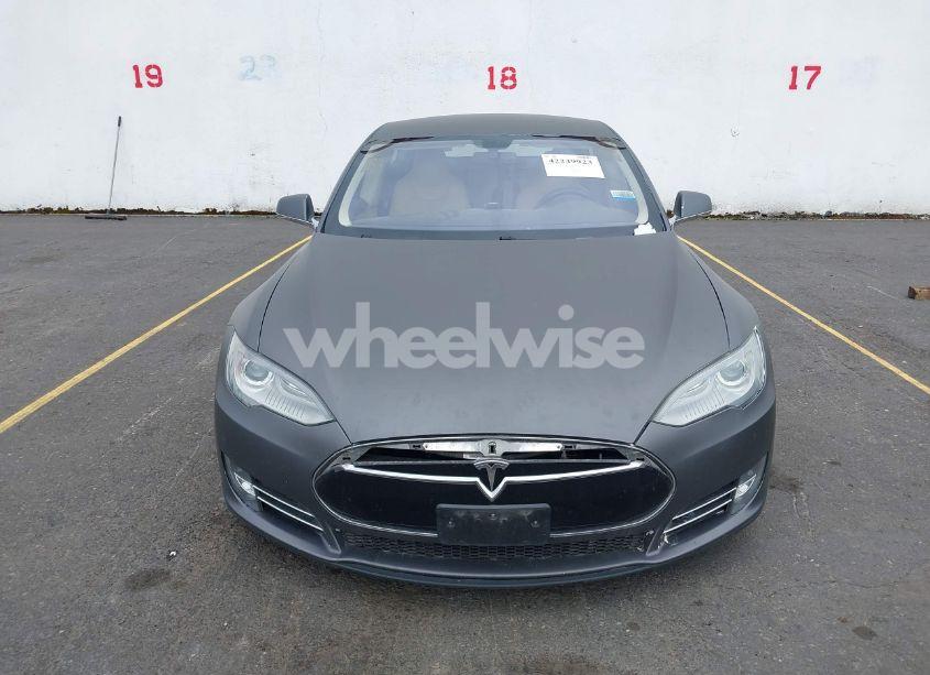 Photo 11 of 2012 Tesla Model S SIGNATURE (VIN 5YJSA1CN8CFP02687)