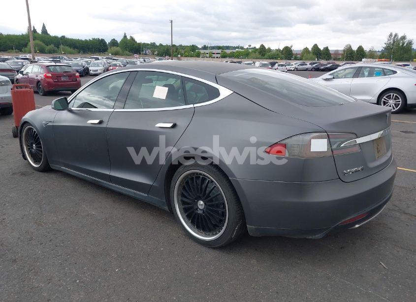 Photo 3 of 2012 Tesla Model S SIGNATURE (VIN 5YJSA1CN8CFP02687)