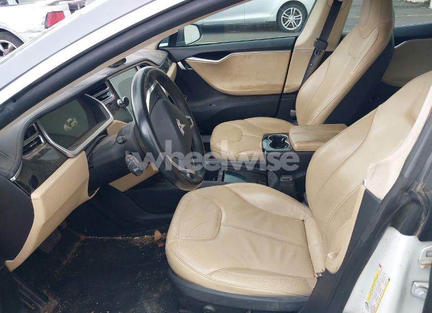Photo 5 of 2012 Tesla Model S SIGNATURE (VIN 5YJSA1CN8CFP02687)