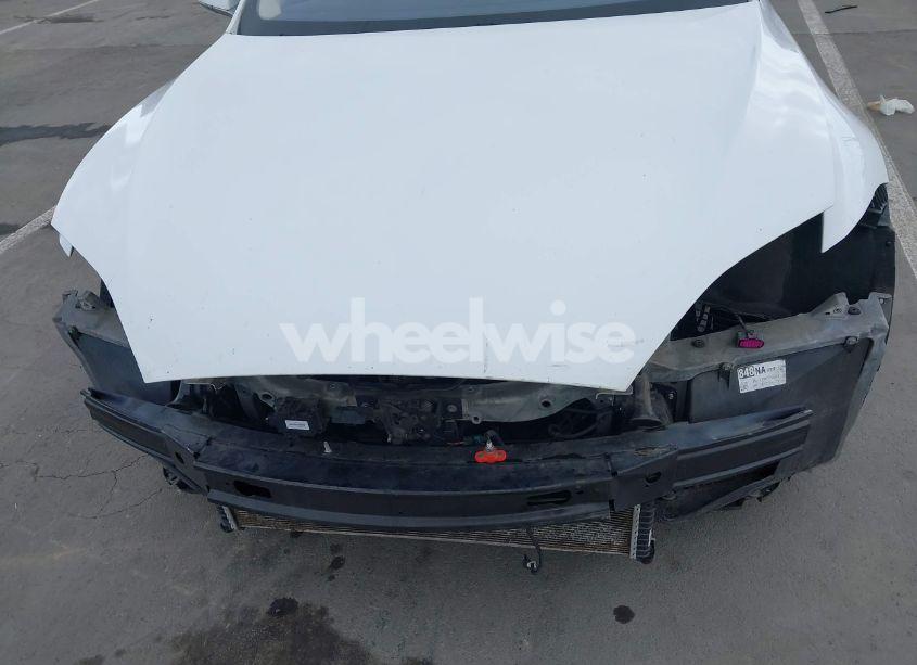 Photo 6 of 2013 Tesla Model S (VIN 5YJSA1CN8DFP22455)