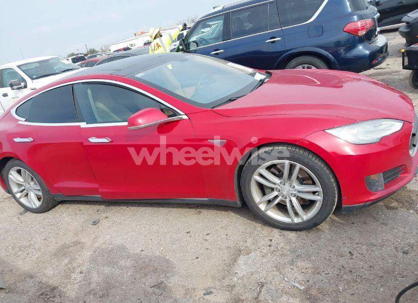 Photo 13 of 2013 Tesla Model S (VIN 5YJSA1CN9DFP09973)