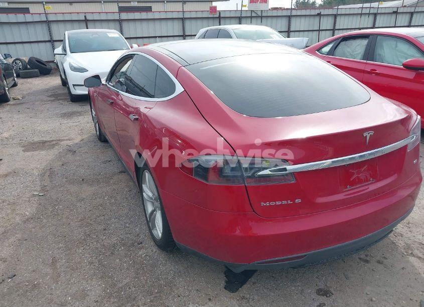 Photo 3 of 2013 Tesla Model S (VIN 5YJSA1CN9DFP09973)