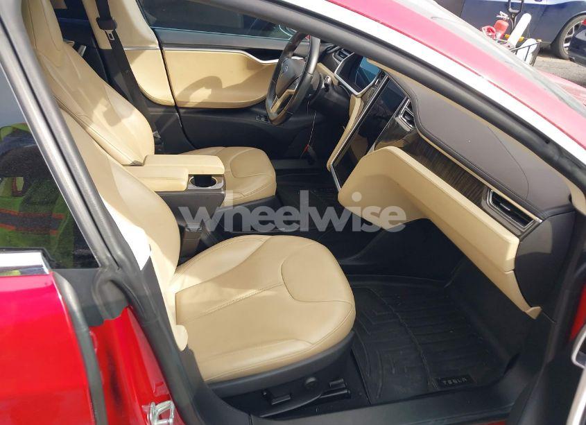 Photo 5 of 2013 Tesla Model S (VIN 5YJSA1CN9DFP09973)