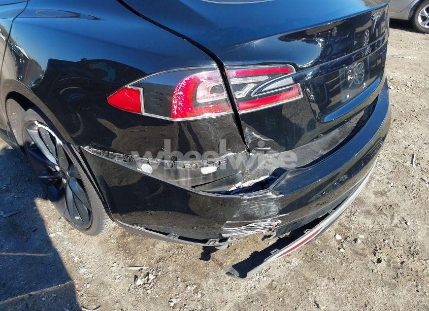 Photo 20 of 2013 Tesla Model S (VIN 5YJSA1CNXDFP18925)