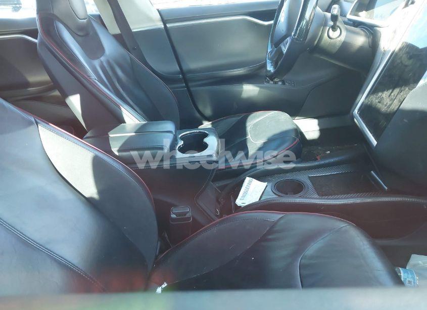 Photo 5 of 2013 Tesla Model S PERFORMANCE (VIN 5YJSA1CP0DFP18854)