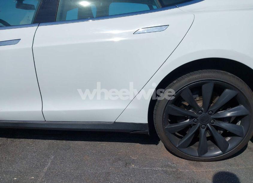 Photo 6 of 2013 Tesla Model S PERFORMANCE (VIN 5YJSA1CP1DFP06681)