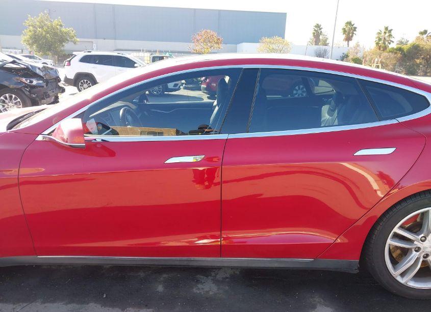 Photo 15 of 2013 Tesla Model S PERFORMANCE (VIN 5YJSA1CP4DFP13611)