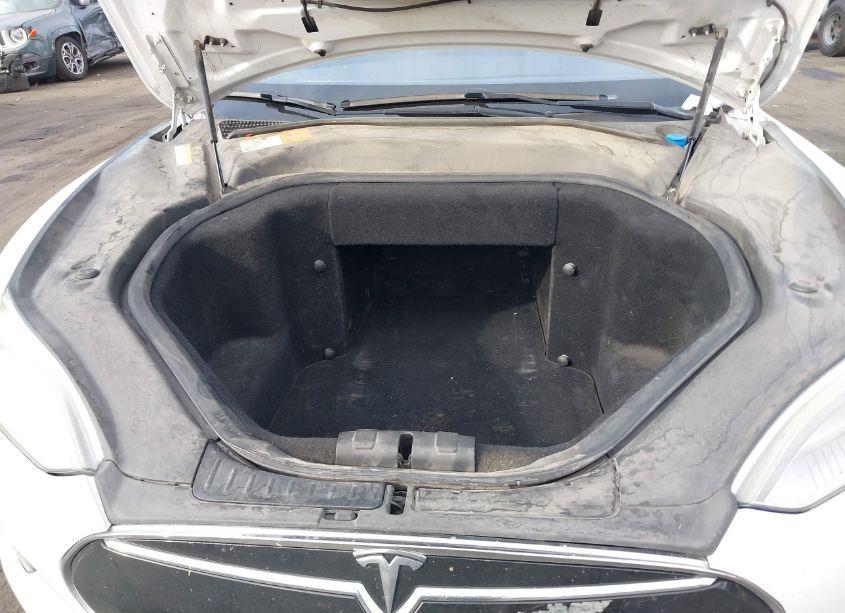 Photo 10 of 2013 Tesla Model S PERFORMANCE (VIN 5YJSA1CP5DFP24939)