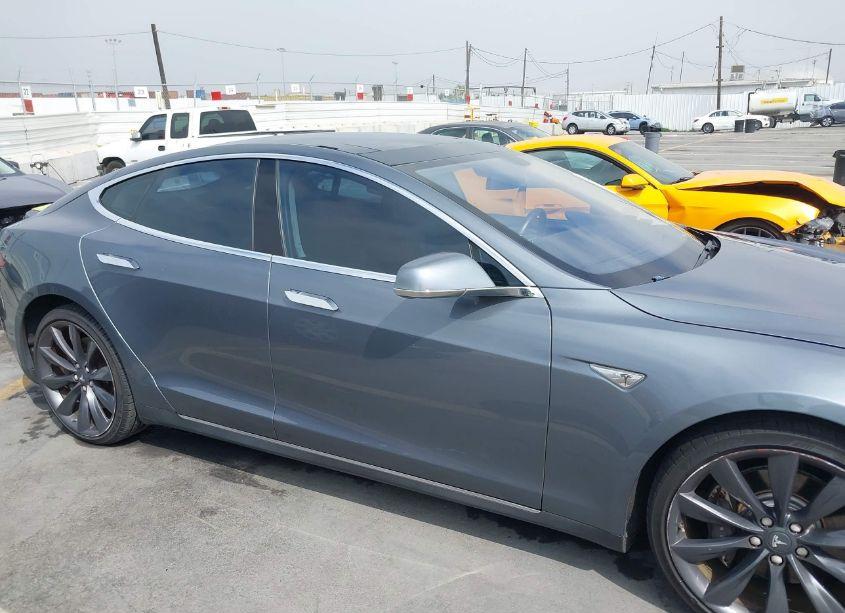 Photo 13 of 2013 Tesla Model S PERFORMANCE (VIN 5YJSA1CP6DFP21905)
