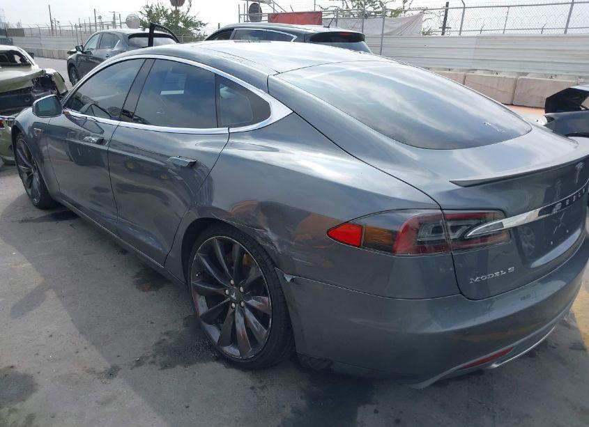 Photo 6 of 2013 Tesla Model S PERFORMANCE (VIN 5YJSA1CP6DFP21905)