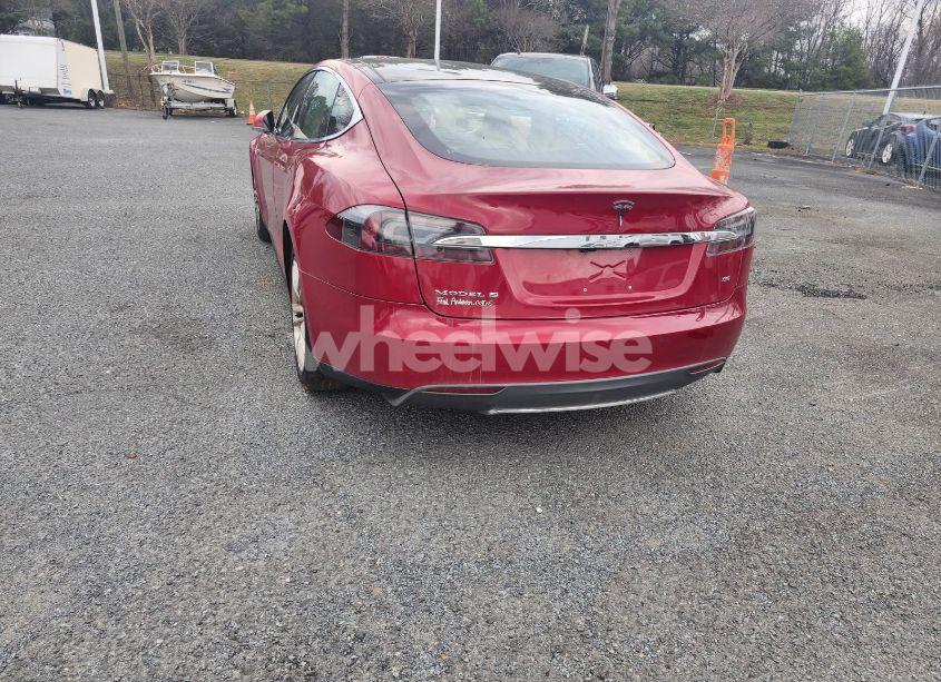 Photo 3 of 2013 Tesla Model S (VIN 5YJSA1DN6DFP26504)