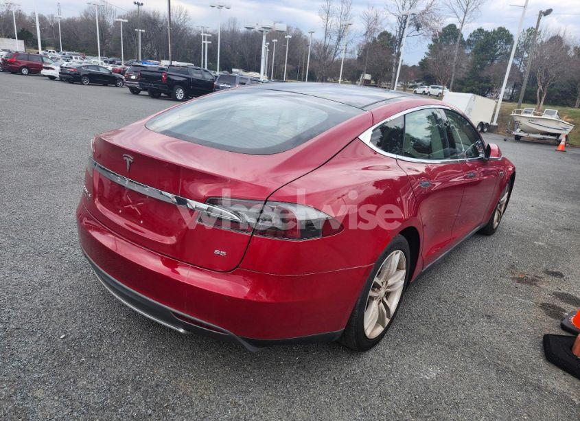 Photo 4 of 2013 Tesla Model S (VIN 5YJSA1DN6DFP26504)