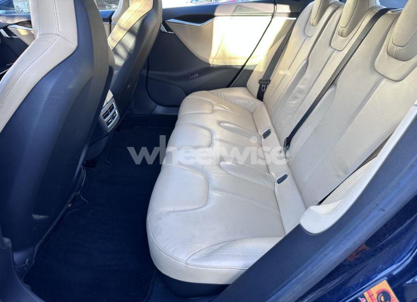 Photo 8 of 2013 Tesla Model S (VIN 5YJSA1DN8DFP17027)