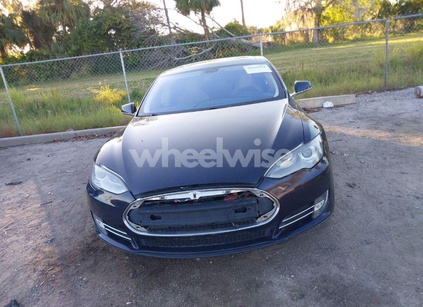 Photo 11 of 2013 Tesla Model S (VIN 5YJSA1DN9DFP06165)