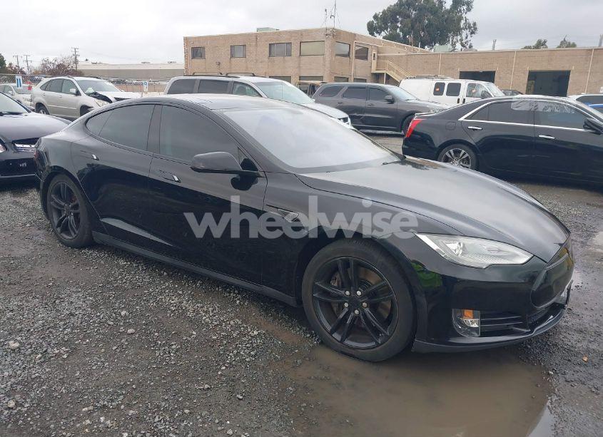 2013 Tesla Model S PERFORMANCE (VIN 5YJSA1DP2DFP20006) main photo