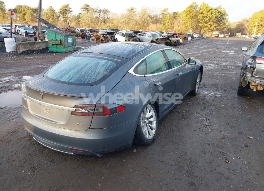 Photo 4 of 2013 Tesla Model S PERFORMANCE (VIN 5YJSA1DP3DFP08141)
