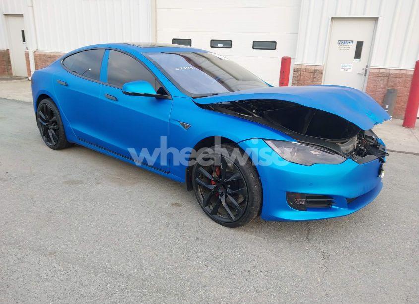2013 Tesla Model S PERFORMANCE (VIN 5YJSA1DP5DFP25345) main photo