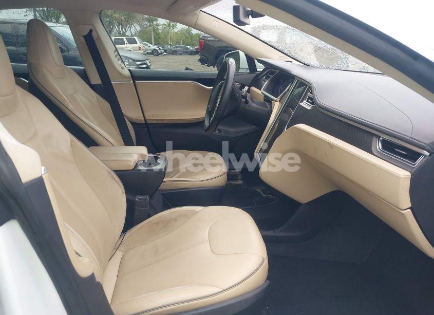 Photo 5 of 2013 Tesla Model S PERFORMANCE (VIN 5YJSA1DP9DFP04076)