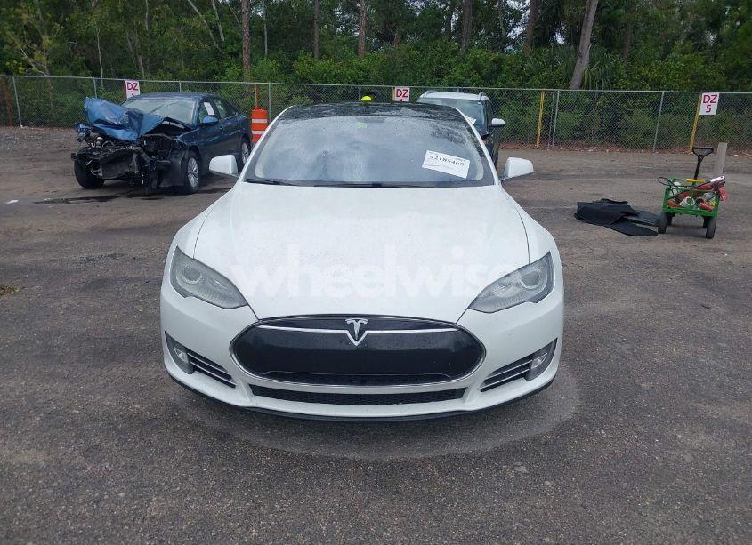 Photo 6 of 2013 Tesla Model S PERFORMANCE (VIN 5YJSA1DP9DFP04076)