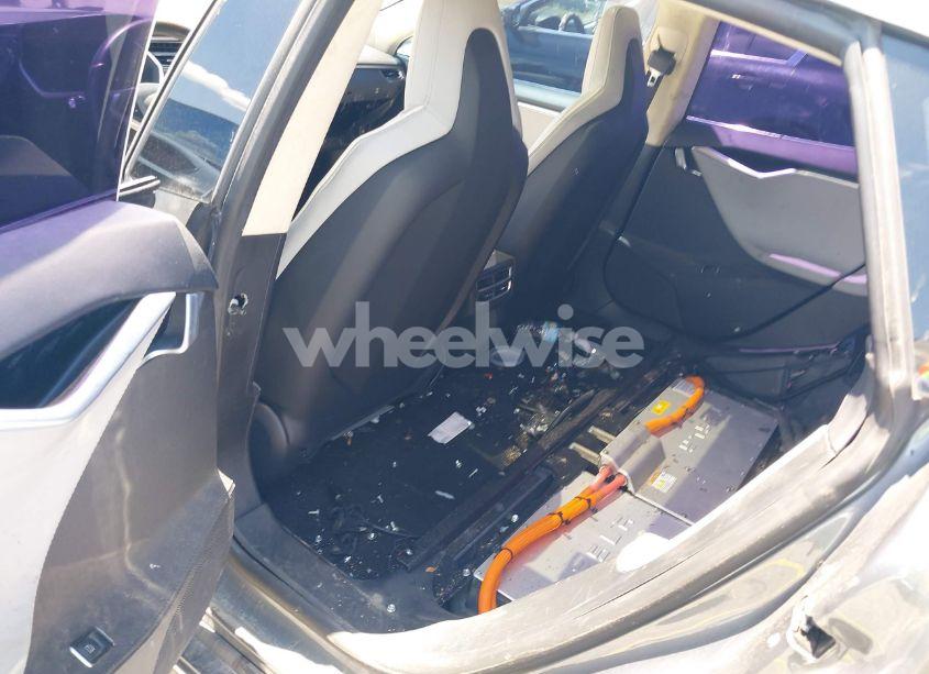 Photo 8 of 2013 Tesla Model S PERFORMANCE (VIN 5YJSA1DP9DFP06121)