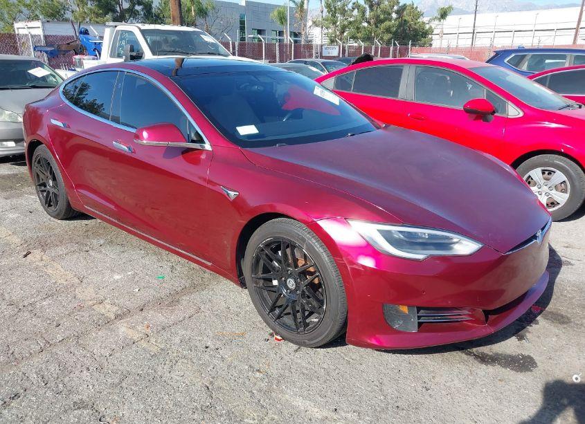 2016 Tesla Model S 60/70/75/85 (VIN 5YJSA1E10GF170741) main photo