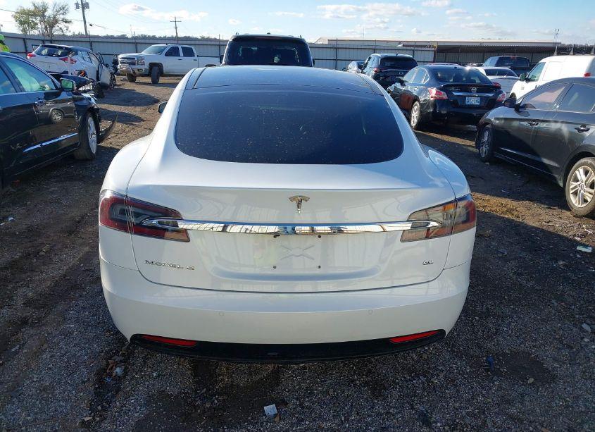 Photo 16 of 2016 Tesla Model S 60/70/75/85 (VIN 5YJSA1E11GF170103)