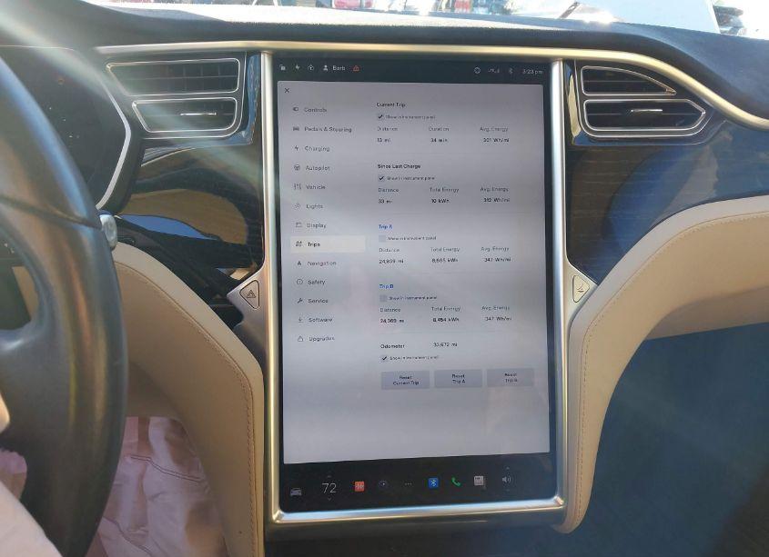 Photo 18 of 2016 Tesla Model S 60/70/75/85 (VIN 5YJSA1E11GF170103)