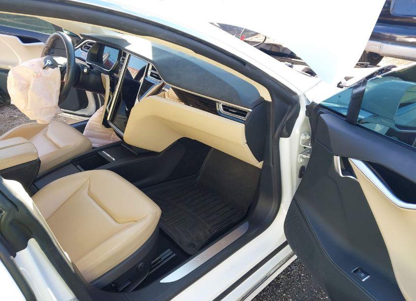 Photo 5 of 2016 Tesla Model S 60/70/75/85 (VIN 5YJSA1E11GF170103)