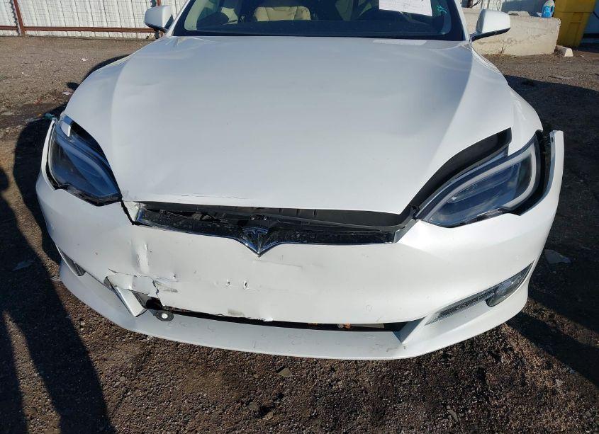 Photo 6 of 2016 Tesla Model S 60/70/75/85 (VIN 5YJSA1E11GF170103)