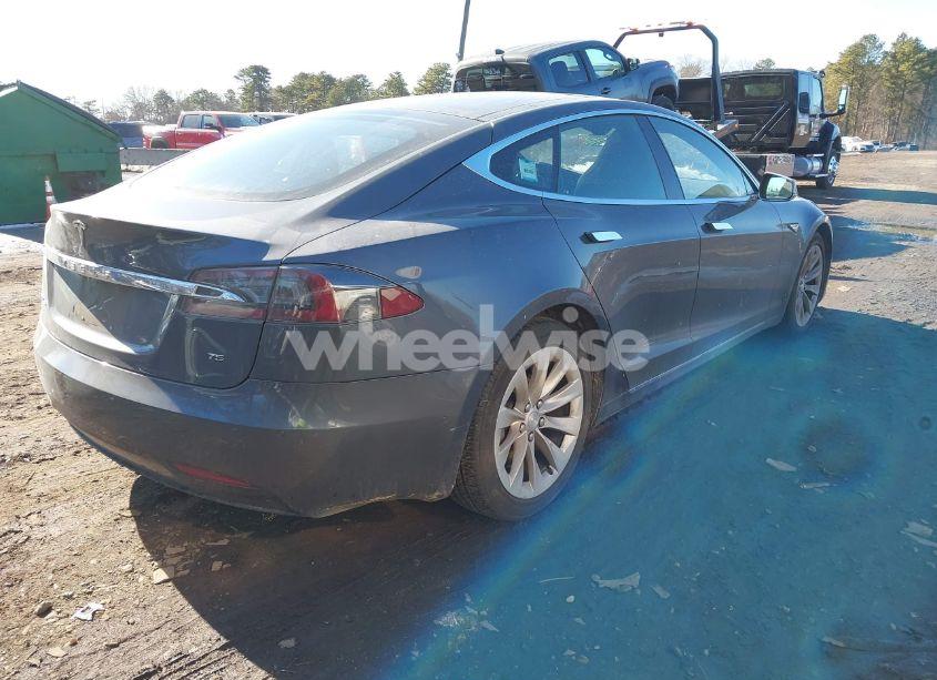 Photo 4 of 2016 Tesla Model S 60/70/75/85 (VIN 5YJSA1E12GF160955)
