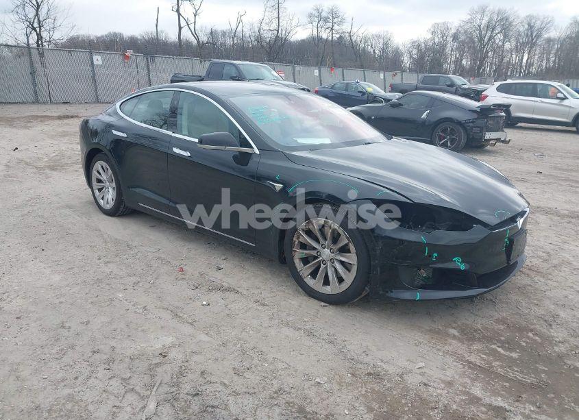 2017 Tesla Model S 60/75 (VIN 5YJSA1E12HF189972) main photo