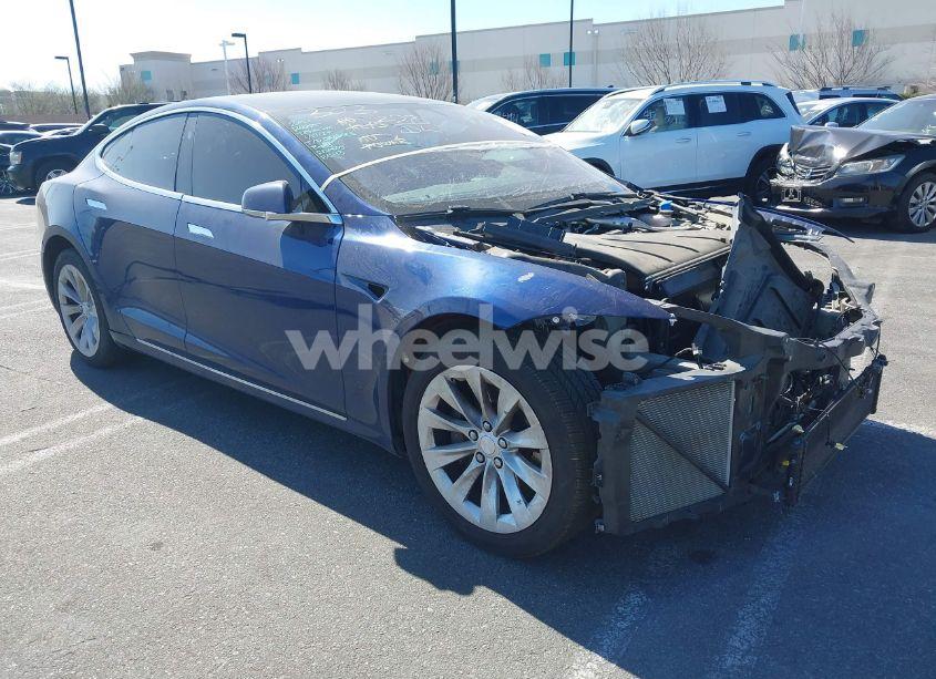 2017 Tesla Model S 60/75 (VIN 5YJSA1E12HF204700) main photo