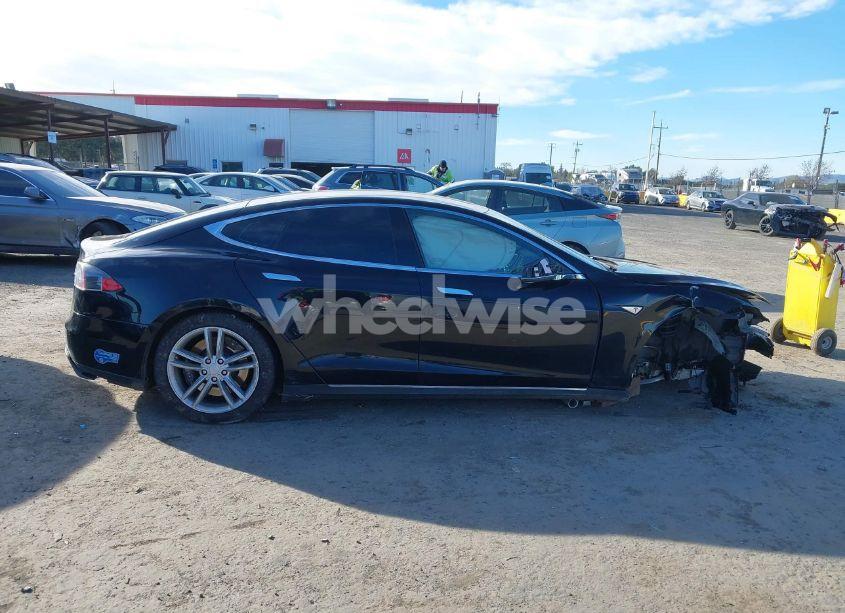 Photo 14 of 2015 Tesla Model S 60/70/85 (VIN 5YJSA1E15FF116303)