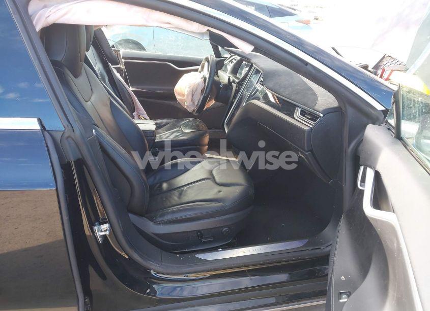 Photo 5 of 2015 Tesla Model S 60/70/85 (VIN 5YJSA1E15FF116303)