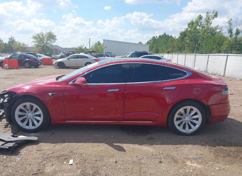 Photo 14 of 2016 Tesla Model S 60/70/75/85 (VIN 5YJSA1E15GF174834)