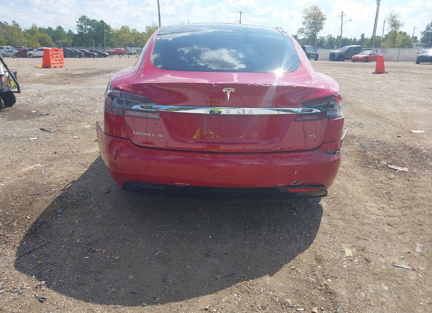 Photo 16 of 2016 Tesla Model S 60/70/75/85 (VIN 5YJSA1E15GF174834)