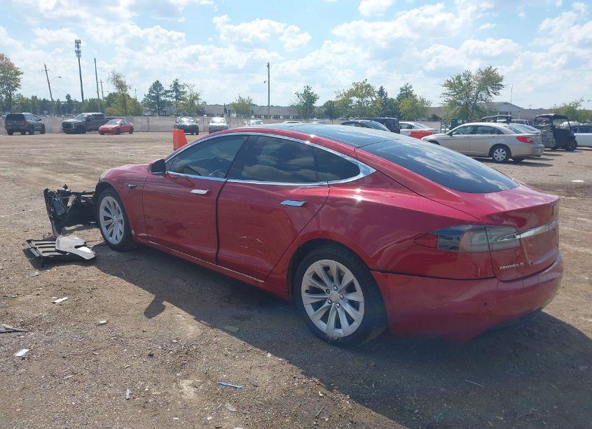 Photo 3 of 2016 Tesla Model S 60/70/75/85 (VIN 5YJSA1E15GF174834)