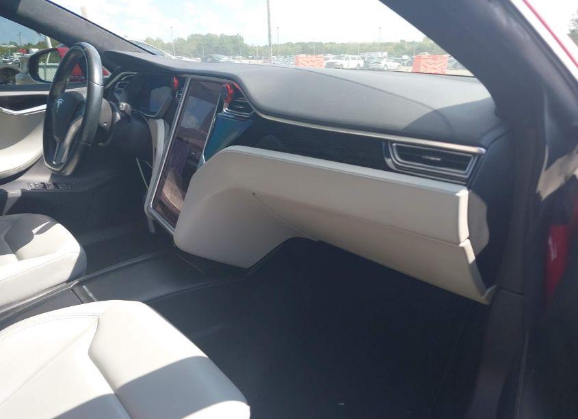 Photo 5 of 2016 Tesla Model S 60/70/75/85 (VIN 5YJSA1E15GF174834)