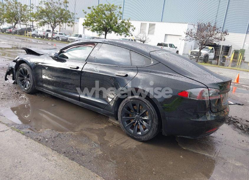 Photo 3 of 2017 Tesla Model S 60/75 (VIN 5YJSA1E15HF208658)